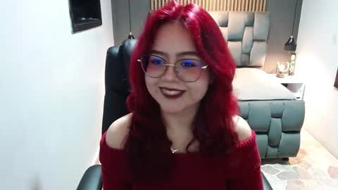Snapshot of crimson_tati chatting on 12.27.24 Tatiana  online show from 12.27.24