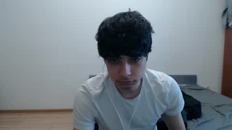 Snapshot of cris_peace chatting on 06.22.26 JOIN IN A FAN CLUB AND YOU WILL HAVE 90 OF MY PHOTOVIDEO FREE FANSLY - online show from 06.22.26