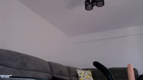 Snapshot of cris_tinne chatting on 07.21.26 cris_tinne online show from 07.21.26