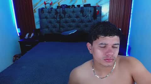 CRISANDMERY online show from 02.20.26