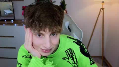 Snapshot of crisp1n chatting on 01.16.26 Chris online show from 01.16.26