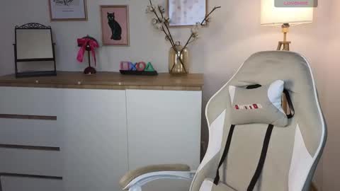 Snapshot of crisp1n chatting on 02.03.26 Chris online show from 02.03.26