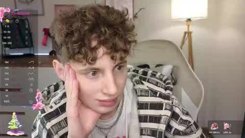 Snapshot of crisp1n chatting on 02.05.26 Chris online show from 02.05.26