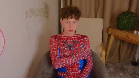 Snapshot of crisp1n chatting on 02.08.26 Chris online show from 02.08.26