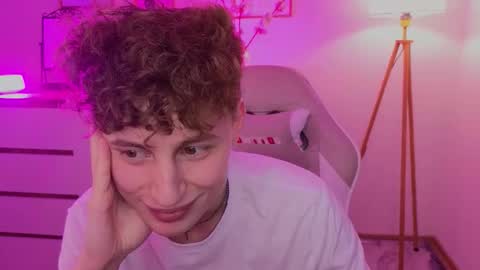 Snapshot of crisp1n chatting on 02.22.26 Chris online show from 02.22.26