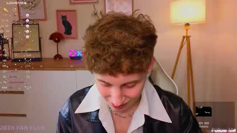 Snapshot of crisp1n chatting on 03.04.26 Chris online show from 03.04.26