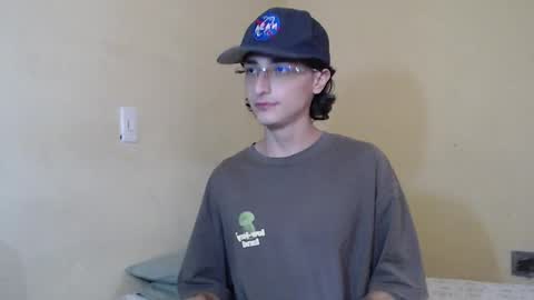 criss_420 online show from 10.09.25