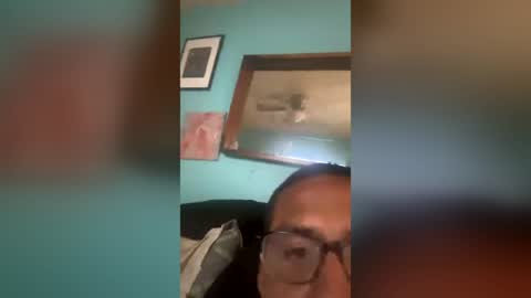 Snapshot of crissgee chatting on 07.19.26 daddygee online show from 07.19.26