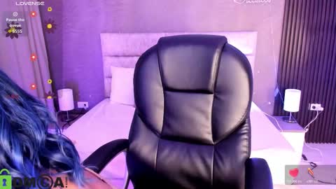 cristal__adams online show from 11.03.25