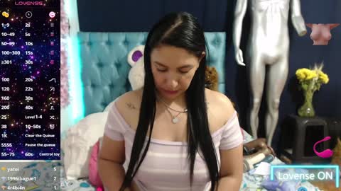 Snapshot of cristal__cherry chatting on 01.08.25 CRISTAL online show from 01.08.25