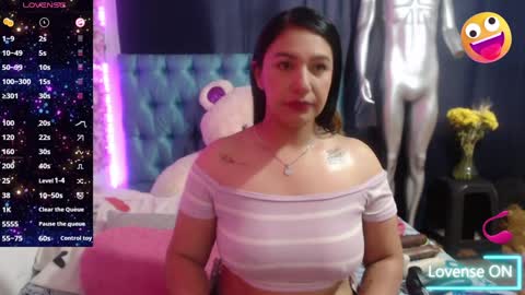 Snapshot of cristal__cherry chatting on 01.10.25 CRISTAL online show from 01.10.25