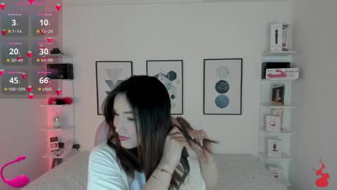 Snapshot of cristal__hot_1 chatting on 01.24.25 Cristal online show from 01.24.25