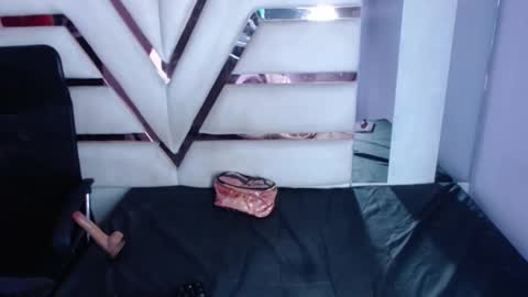 Cristal online show from 09.17.25