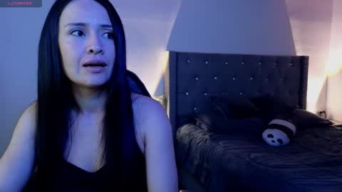 Snapshot of cristal_hilton_10 chatting on 11.18.25 Alejandra from Wednesday to Saturday from 1000 pm to 400 am Colombian hour online show from 11.18.25