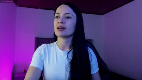 Snapshot of cristal_hilton_10 chatting on 12.14.25 Alejandra from Wednesday to Saturday from 1000 pm to 400 am Colombian hour online show from 12.14.25