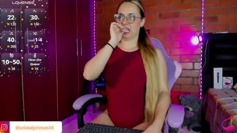 Snapshot of cristal_princess_ chatting on 04.04.26 Cristal online show from 04.04.26