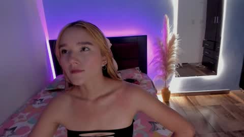 cristal_t2 online show from 04.17.26