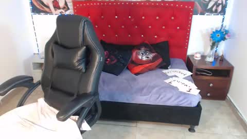 CristalAdams online show from 02.22.25