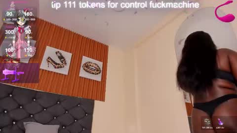 cristale69 online show from 12.17.25