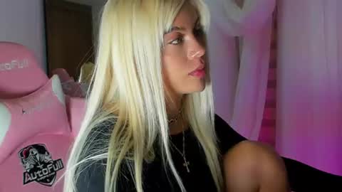 Laura online show from 07.14.26