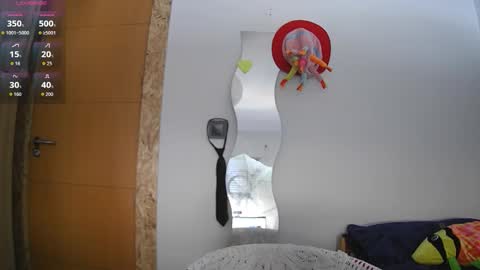   online show from 09.10.25