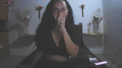 Snapshot of cristalvelvet chatting on 05.01.26 online show from 05.01.26