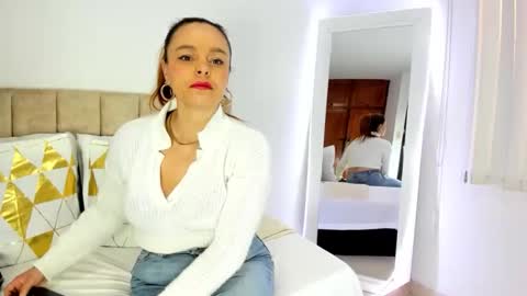 cristal walker online show from 11.12.25