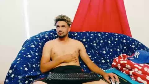 Snapshot of cristian_gp chatting on 10.18.25 cristian gp online show from 10.18.25