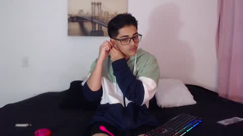    online show from 12.30.24