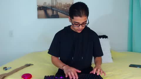    online show from 02.22.25