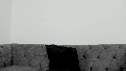 cristian_suarezz_ online show from 10.06.25