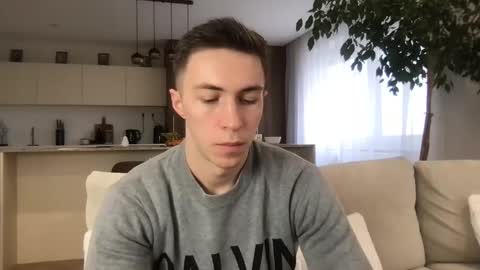 Snapshot of cristianovilla chatting on 12.10.24 CristianoHailey online show from 12.10.24