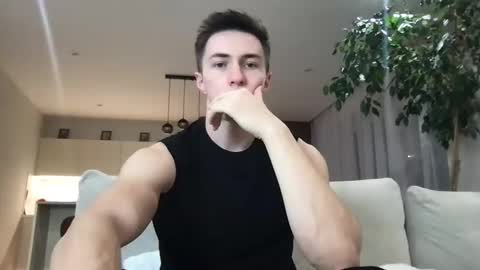 Snapshot of cristianovilla chatting on 02.03.25 CristianoHailey online show from 02.03.25