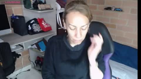 Snapshot of cristin_doll chatting on 07.15.26 cristina online show from 07.15.26