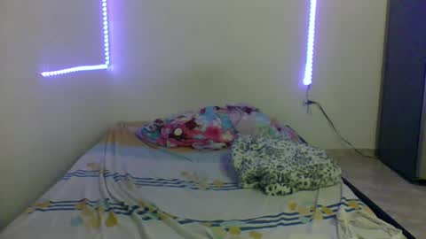 Snapshot of cristina_jennerdoll2104 chatting on 12.21.24 cristina_jennerdoll2104 online show from 12.21.24