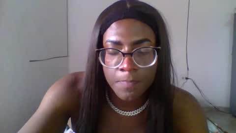 Snapshot of cristina_jennerdoll2104 chatting on 12.25.24 cristina_jennerdoll2104 online show from 12.25.24