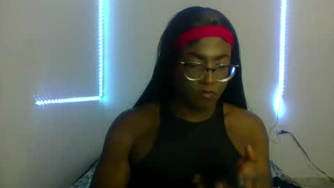 Snapshot of cristina_jennerdoll2104 chatting on 12.28.24 cristina_jennerdoll2104 online show from 12.28.24