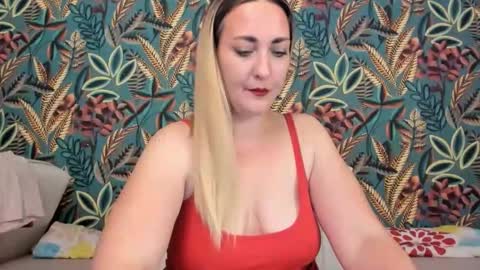 Cristina online show from 11.26.25