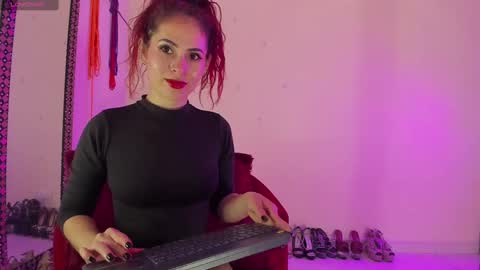 Cristin online show from 02.13.25