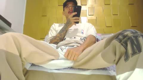 criistofer online show from 09.20.25