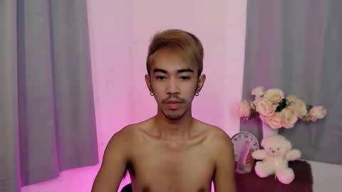 crocodale online show from 10.28.25