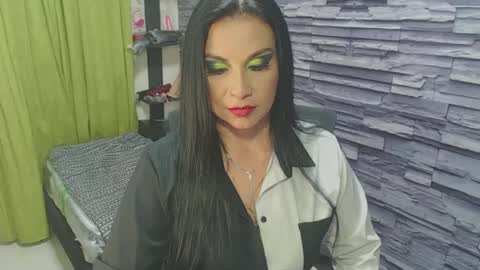 cruela_deviil online show from 12.06.24