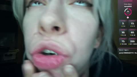Snapshot of cruellagoth chatting on 05.11.26 Cruella online show from 05.11.26