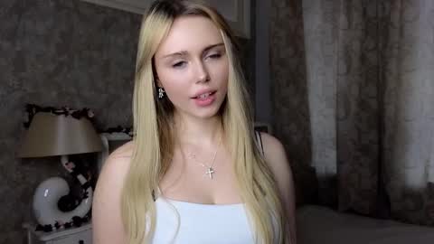 Emi online show from 10.24.25