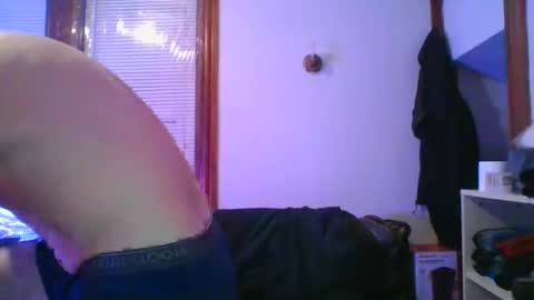 Snapshot of crush380 chatting on 01.28.25 Crush380 online show from 01.28.25