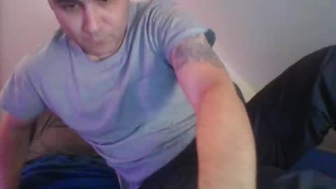 Snapshot of crush380 chatting on 12.16.25 Crush380 online show from 12.16.25