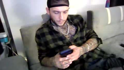 Snapshot of cruz815 chatting on 12.16.25 cruz815 online show from 12.16.25