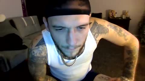 Snapshot of cruz815 chatting on 12.18.25 cruz815 online show from 12.18.25