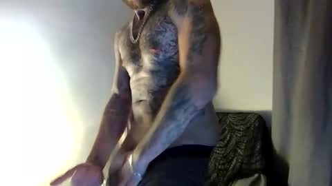 Snapshot of cruz815 chatting on 12.20.25 cruz815 online show from 12.20.25