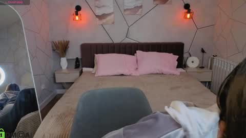 Crystal  Lacee online show from 04.09.26